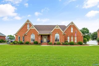 120 Hidden Creek Drive, Huntsville, AL 35806