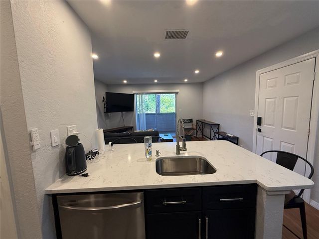 1400 GANDY BOULEVARD N 703, St Petersburg, FL 33702