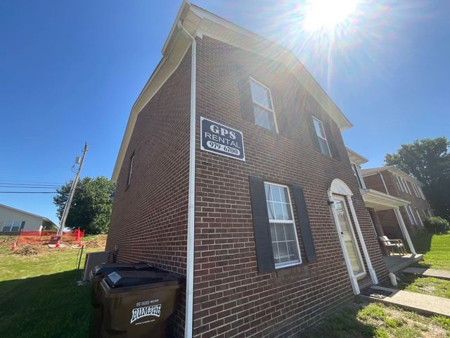 1045 Merrick Drive, Richmond, KY 40475