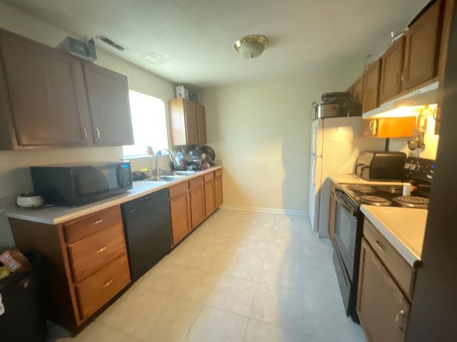 1045 Merrick Drive, Richmond, KY 40475
