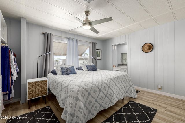 301 S SIGNAL BUTTE Road 623, Apache Junction, AZ 85120