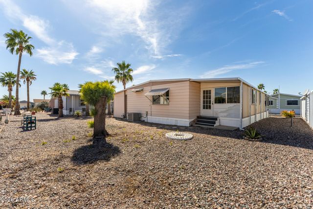 301 S SIGNAL BUTTE Road 623, Apache Junction, AZ 85120