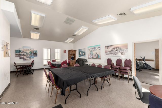 301 S SIGNAL BUTTE Road 623, Apache Junction, AZ 85120