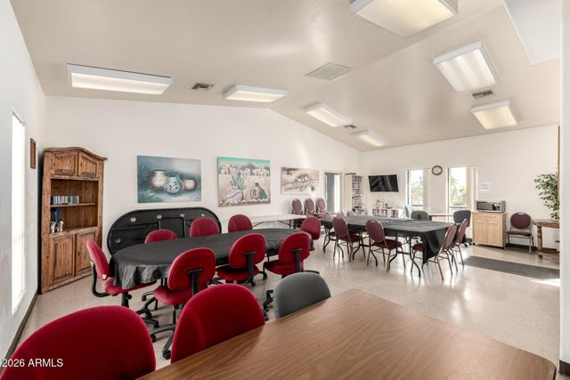 301 S SIGNAL BUTTE Road 623, Apache Junction, AZ 85120