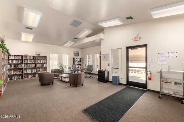 301 S SIGNAL BUTTE Road 623, Apache Junction, AZ 85120