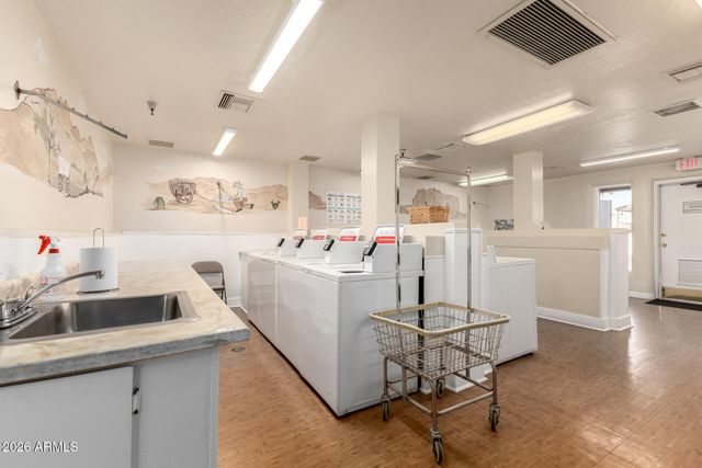 301 S SIGNAL BUTTE Road 623, Apache Junction, AZ 85120