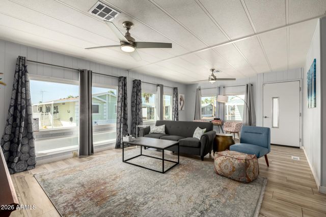 301 S SIGNAL BUTTE Road 623, Apache Junction, AZ 85120