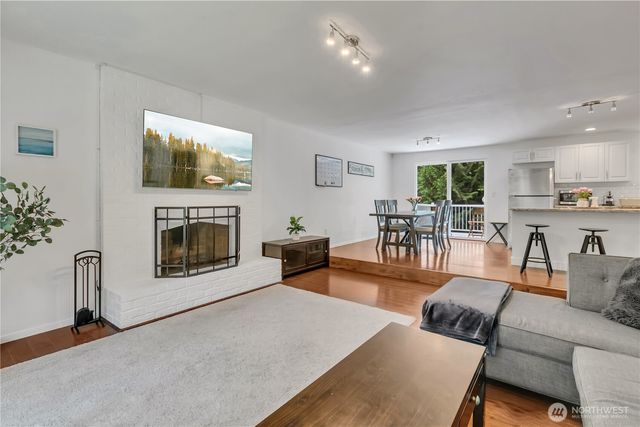 17536 201st Avenue NE, Woodinville, WA 98077