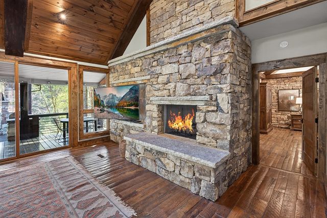 317 Crestview Lane, Cherry Log, GA 30522