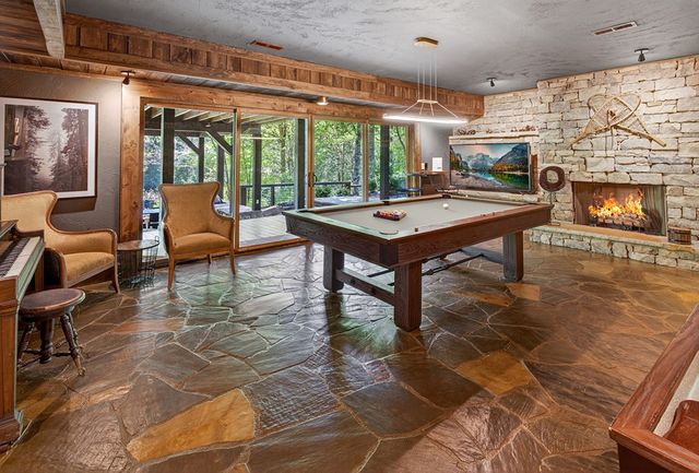 317 Crestview Lane, Cherry Log, GA 30522