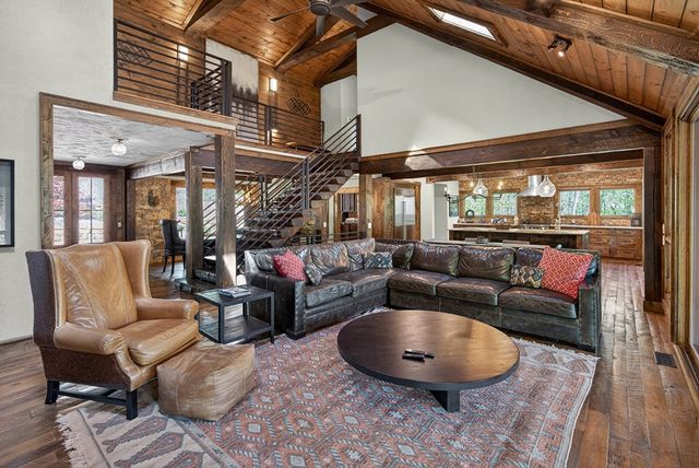 317 Crestview Lane, Cherry Log, GA 30522