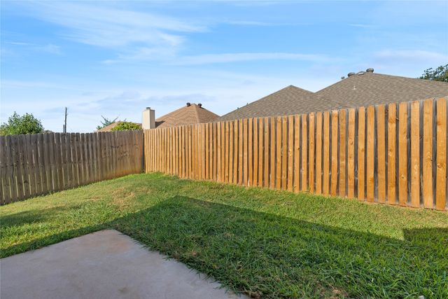 2134 Ridgecliff Drive, Keller, TX 76248