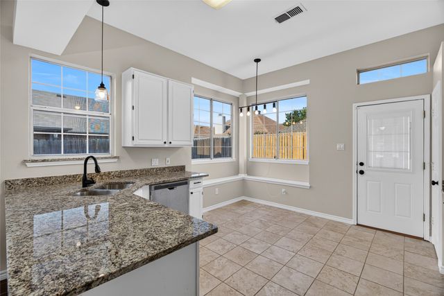 2134 Ridgecliff Drive, Keller, TX 76248