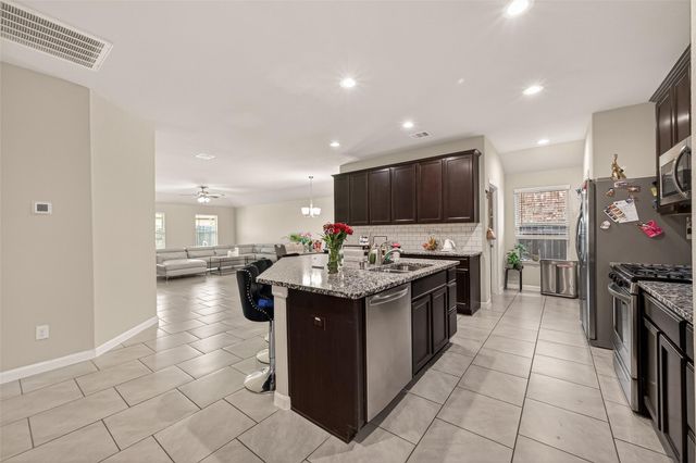 18306 Pelham Hollow Trail, Richmond, TX 77407