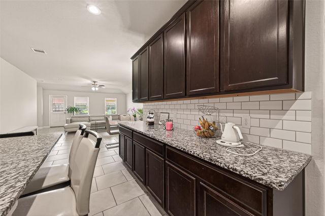 18306 Pelham Hollow Trail, Richmond, TX 77407
