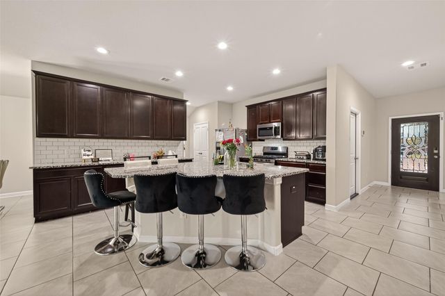 18306 Pelham Hollow Trail, Richmond, TX 77407