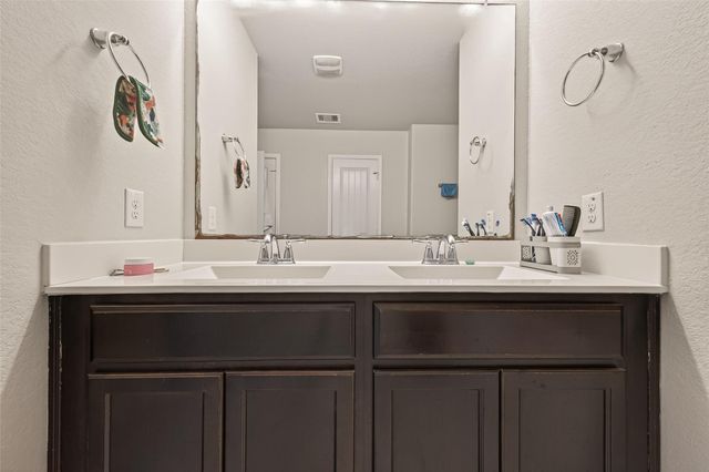18306 Pelham Hollow Trail, Richmond, TX 77407