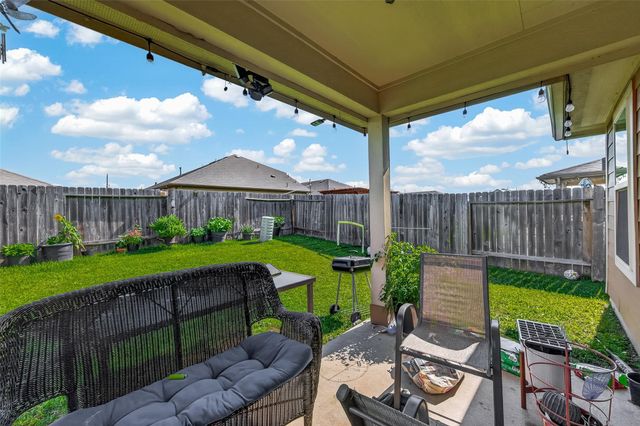 18306 Pelham Hollow Trail, Richmond, TX 77407