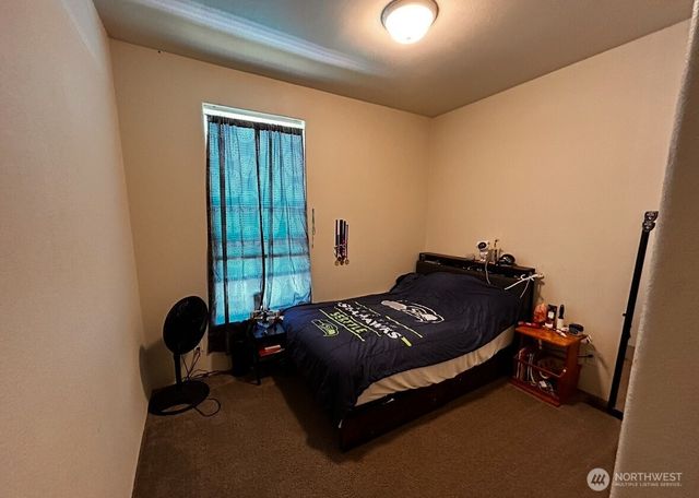 1720 Maple Lane #33, Kent, WA 98031
