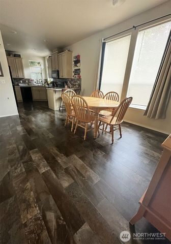 1720 Maple Lane #33, Kent, WA 98031