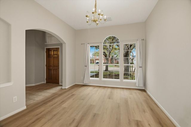 11511 Mill Bridge Court, Sugar Land, TX 77498