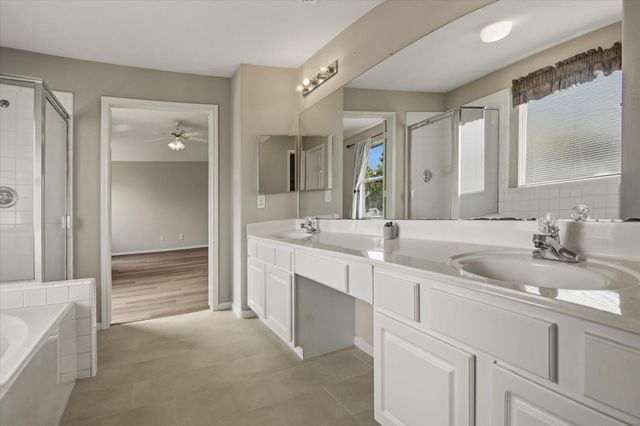 11511 Mill Bridge Court, Sugar Land, TX 77498