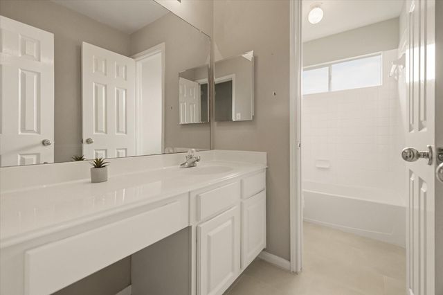 11511 Mill Bridge Court, Sugar Land, TX 77498