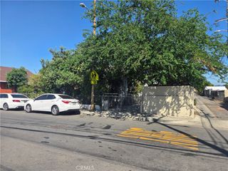 7500 Crockett, Los Angeles, CA 90001