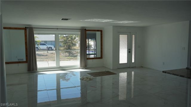 227 SE 45th TER, Cape Coral, FL 33904