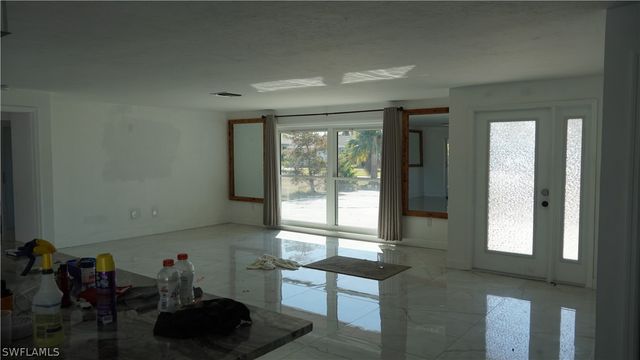 227 SE 45th TER, Cape Coral, FL 33904