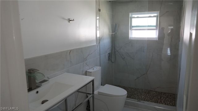 227 SE 45th TER, Cape Coral, FL 33904