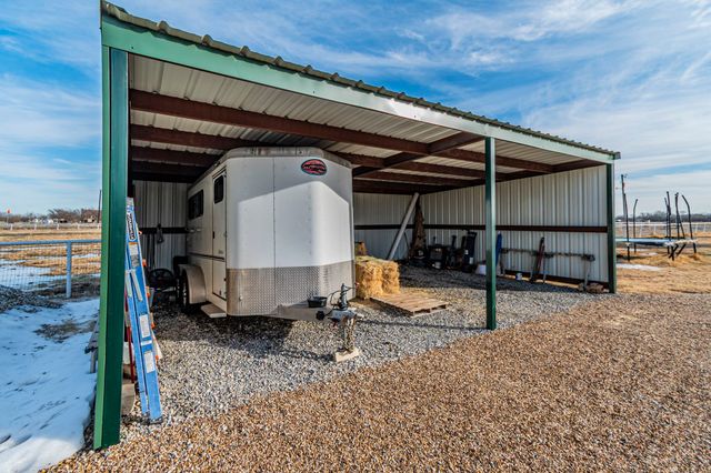 13507 Friendship Road, Pilot Point, TX 76258