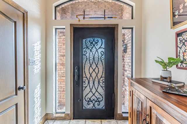 13507 Friendship Road, Pilot Point, TX 76258