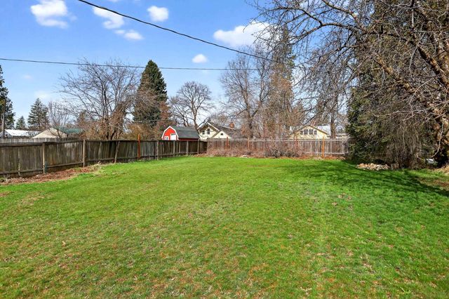 915 E 34th Ave, Spokane, WA 99203