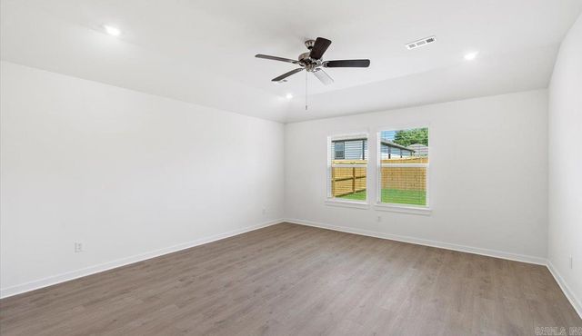 34 Plantation Drive, Mayflower, AR 72106