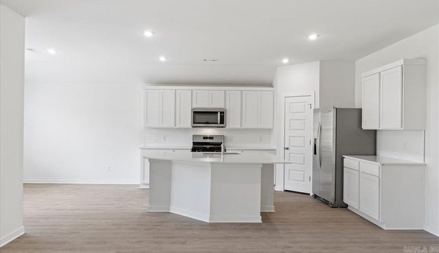 34 Plantation Drive, Mayflower, AR 72106