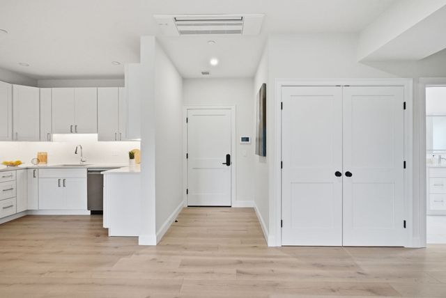 66 Tileston St 8, Everett, MA 02149