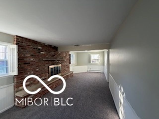 626 Chapel Hill W Drive, Indianapolis, IN 46214