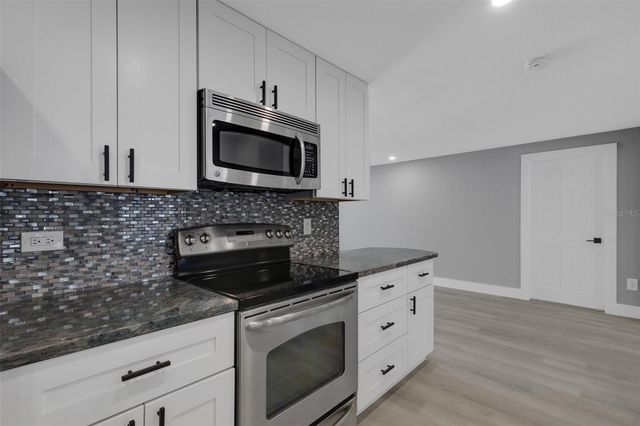 4645 HUNTER RIDGE DRIVE, Sarasota, FL 34233