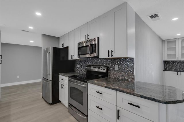 4645 HUNTER RIDGE DRIVE, Sarasota, FL 34233