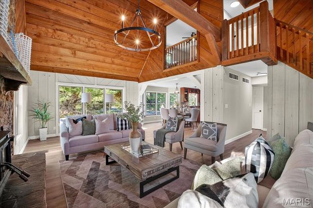 15 Colbert Lane, Marthasville, MO 63357