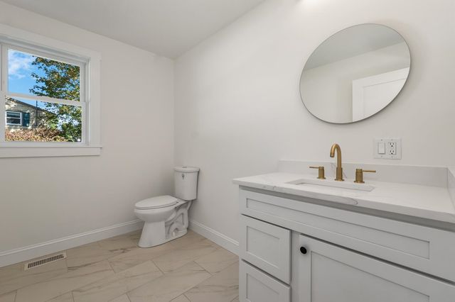 60 Horne Street, Dover, NH 03820