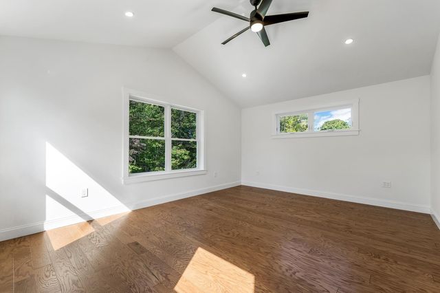 60 Horne Street, Dover, NH 03820