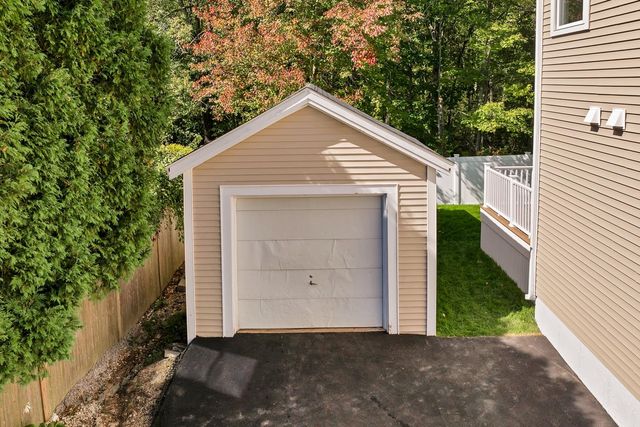 60 Horne Street, Dover, NH 03820