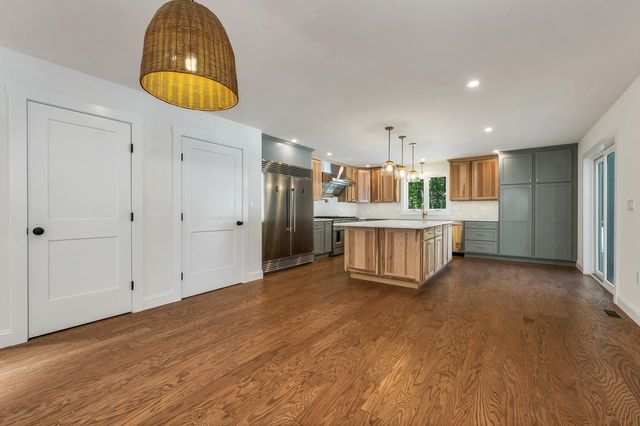 60 Horne Street, Dover, NH 03820