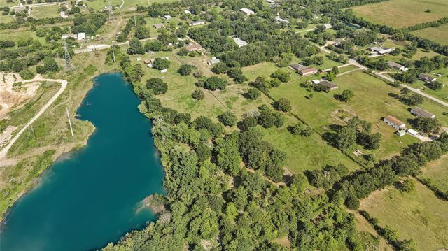 1611 Bunyard Road, Alvin, TX 77511