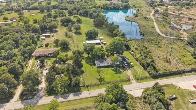 1611 Bunyard Road, Alvin, TX 77511