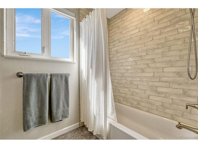 11040 E Stallion Dr, Parker, CO 80138