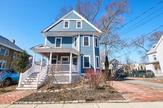 221 White Street 1, Belmont, MA 02478