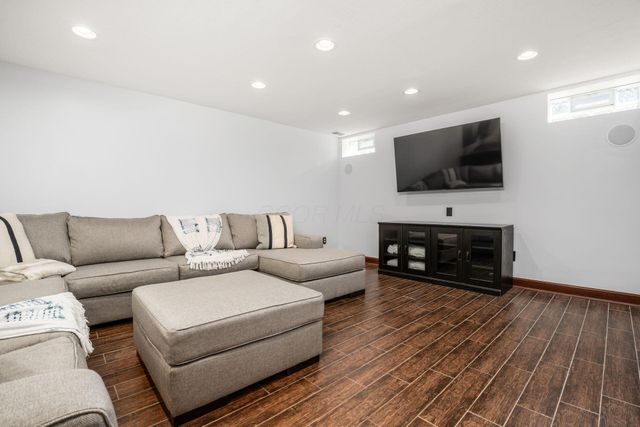 6580 Lake Of The Woods Point, Galena, OH 43021